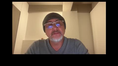 Snapshot of latinnous chatting on September 11, 1:15 am QS - INDEPENDENT MODEL online show from September 11, 1:15 am