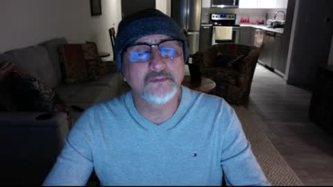 Snapshot of latinnous chatting on December 27, 7:08 am QS - INDEPENDENT MODEL online show from December 27, 7:08 am