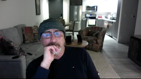 Snapshot of latinnous chatting on December 29, 4:38 am QS - INDEPENDENT MODEL online show from December 29, 4:38 am