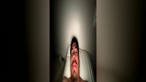 latino_muscular online show from June 17, 6:48 am