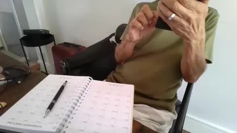 latinobra online show from April 22, 6:56 pm