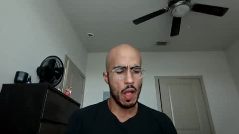 latinomixedbbc online show from November 30, 8:00 pm