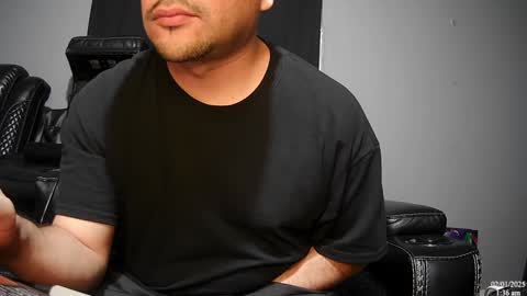 Snapshot of latinstud7 chatting on February 1, 7:36 am Nico online show from February 1, 7:36 am
