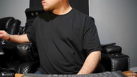 Snapshot of latinstud7 chatting on March 2, 2:30 am Nico online show from March 2, 2:30 am