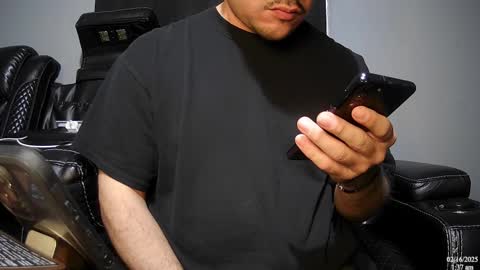 Snapshot of latinstud7 chatting on February 16, 7:37 am Nico online show from February 16, 7:37 am