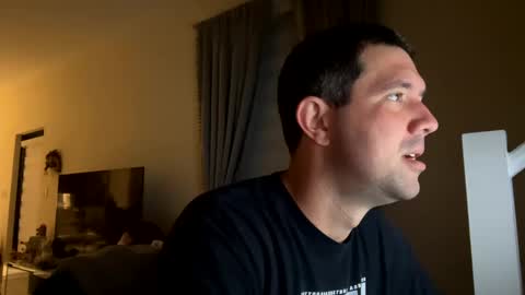 Snapshot of law_cambio chatting on January 3, 10:52 am law_cambio online show from January 3, 10:52 am
