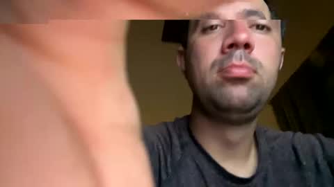Snapshot of law_cambio chatting on January 5, 8:43 am law_cambio online show from January 5, 8:43 am
