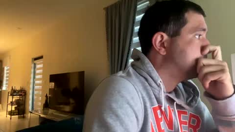 Snapshot of law_cambio chatting on February 7, 12:50 pm law_cambio online show from February 7, 12:50 pm