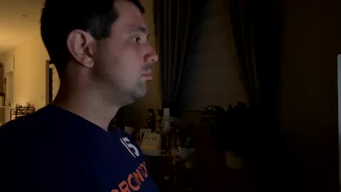 Snapshot of law_cambio chatting on January 1, 8:56 am law_cambio online show from January 1, 8:56 am
