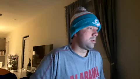 Snapshot of law_cambio chatting on January 25, 11:13 am law_cambio online show from January 25, 11:13 am