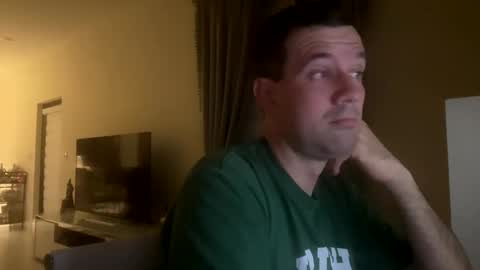 Snapshot of law_cambio chatting on February 2, 8:02 am law_cambio online show from February 2, 8:02 am
