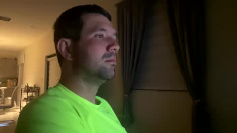 Snapshot of law_cambio chatting on February 15, 10:33 am law_cambio online show from February 15, 10:33 am