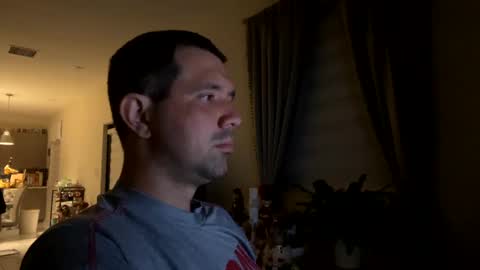 Snapshot of law_cambio chatting on December 18, 7:58 am law_cambio online show from December 18, 7:58 am