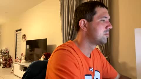 Snapshot of law_cambio chatting on January 4, 11:43 am law_cambio online show from January 4, 11:43 am