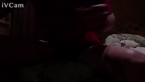 laydayy online show from December 17, 1:57 am