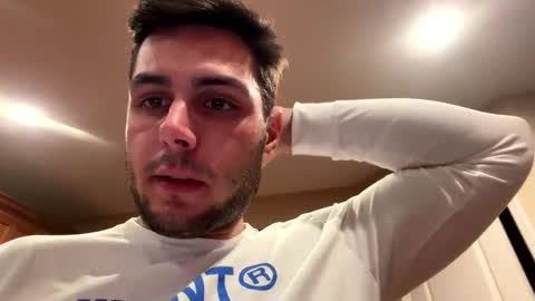 leaderzac online show from April 22, 12:21 pm