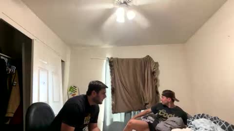 leaderzac online show from April 5, 11:56 pm