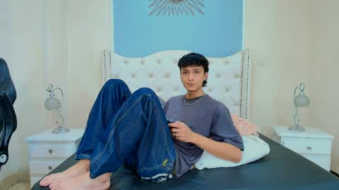 Lean online show from April 7, 4:18 pm