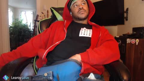 Learoy online show from February 5, 4:15 pm