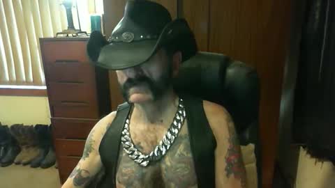Snapshot of leathergreaser chatting on September 13, 12:11 am leathergreaser online show from September 13, 12:11 am