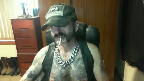 leathergreaser online show from January 16, 10:12 pm