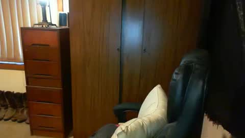 Snapshot of leathergreaser chatting on January 11, 7:16 pm leathergreaser online show from January 11, 7:16 pm