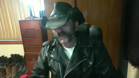 leathergreaser online show from June 6, 6:52 am