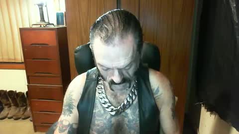 Snapshot of leathergreaser chatting on March 2, 6:03 pm leathergreaser online show from March 2, 6:03 pm