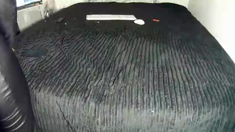 Snapshot of leatherman31 chatting on October 22, 9:29 pm leatherman31 online show from October 22, 9:29 pm