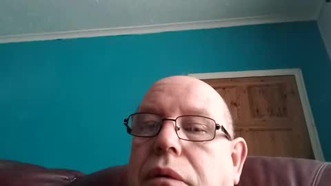 leatherpants68 online show from April 28, 8:41 am