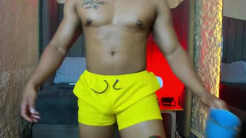 Snapshot of lebron_james25 chatting on September 26, 12:58 pm LEBRON online show from September 26, 12:58 pm