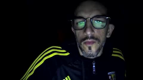 Gigi online show from December 21, 4:30 am