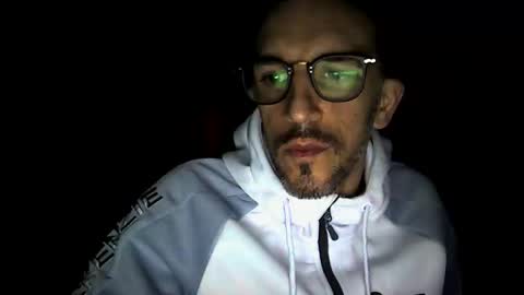 Gigi online show from January 5, 3:00 am