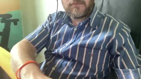 lee_8891 online show from June 22, 8:31 am