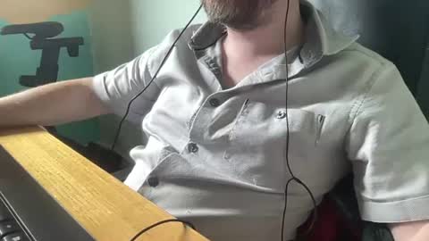 lee_8891 online show from June 18, 9:14 am