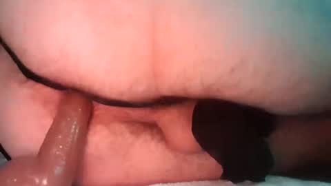 Snapshot of leesback811 chatting on October 19, 12:48 am leesback811 online show from October 19, 12:48 am