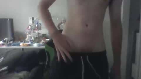 LeesFeats online show from February 5, 11:39 pm