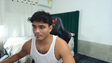 Snapshot of lei_77 chatting on September 26, 10:07 pm Lei online show from September 26, 10:07 pm