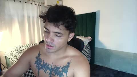Snapshot of lei_77 chatting on October 15, 6:48 pm Lei online show from October 15, 6:48 pm