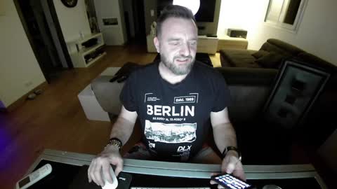 Ange online show from January 16, 9:19 pm
