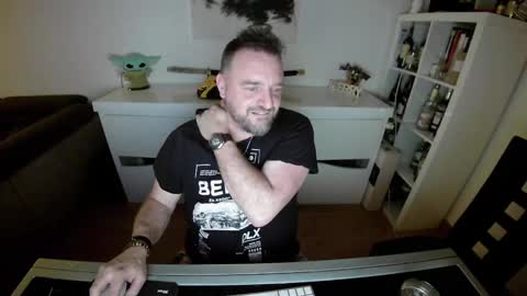 Ange online show from January 30, 7:37 pm