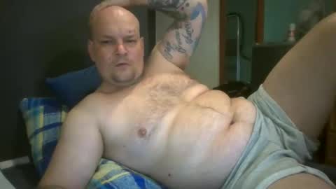 len_iwy online show from April 13, 2:23 am