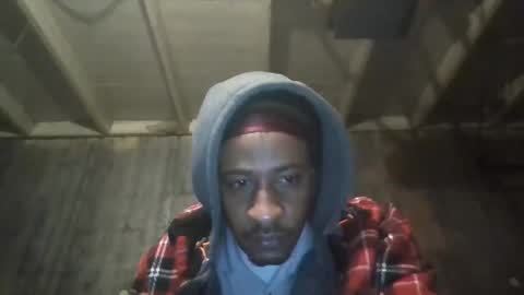 Snapshot of leo199984 chatting on January 12, 4:21 am leo199984 online show from January 12, 4:21 am