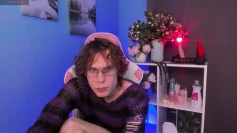 Snapshot of leo_bensyten chatting on October 13, 3:18 pm Leo online show from October 13, 3:18 pm