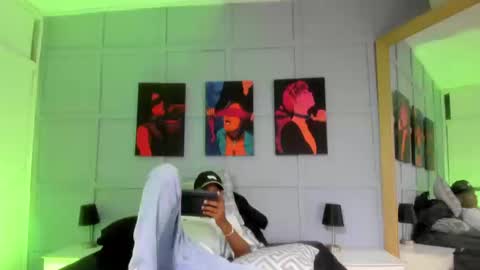 Snapshot of leo_jhonson chatting on September 11, 2:27 pm leo_jhonson online show from September 11, 2:27 pm