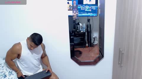 Leo online show from October 16, 12:51 am