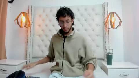 LEO online show from June 22, 12:20 pm