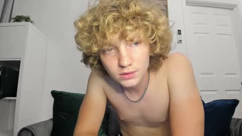 Snapshot of leo_wildd chatting on September 22, 7:52 am leo wildd online show from September 22, 7:52 am