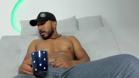 leo  online show from June 17, 1:24 pm