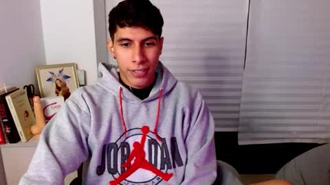 Leo online show from March 12, 5:15 am